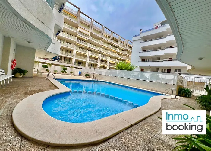 アパート Elegance *