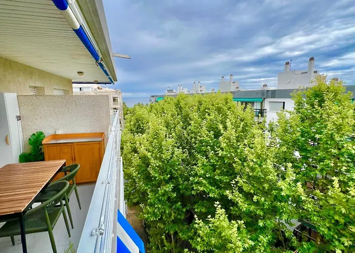 Elegance アパート *